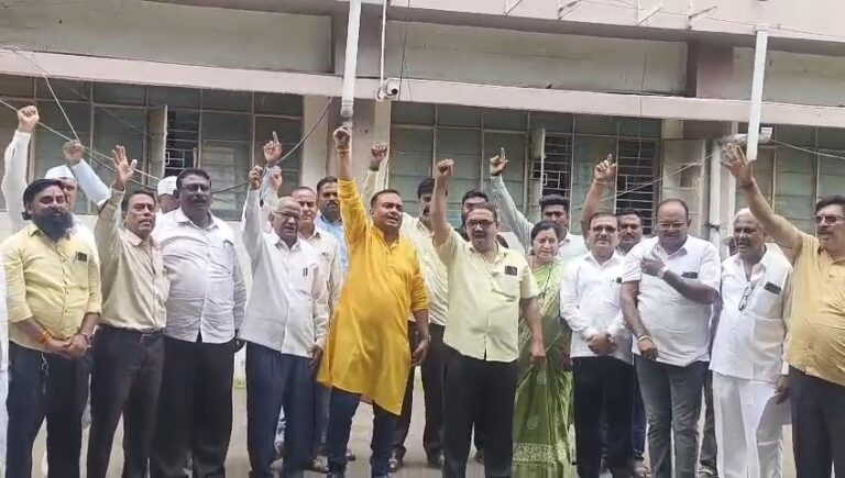 Dhule News मराठा आरक्षणासंदर्भातील जीआर रद्द करा; धुळ्यात समता परिषदेची मागणी