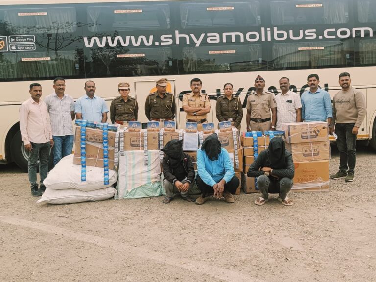 धुळ्यात वोल्वो बसचा वापर करून गुटखा तस्करी; 8.18 लाखांचा पानमसाला आणि 1.5 कोटींची बस जप्त